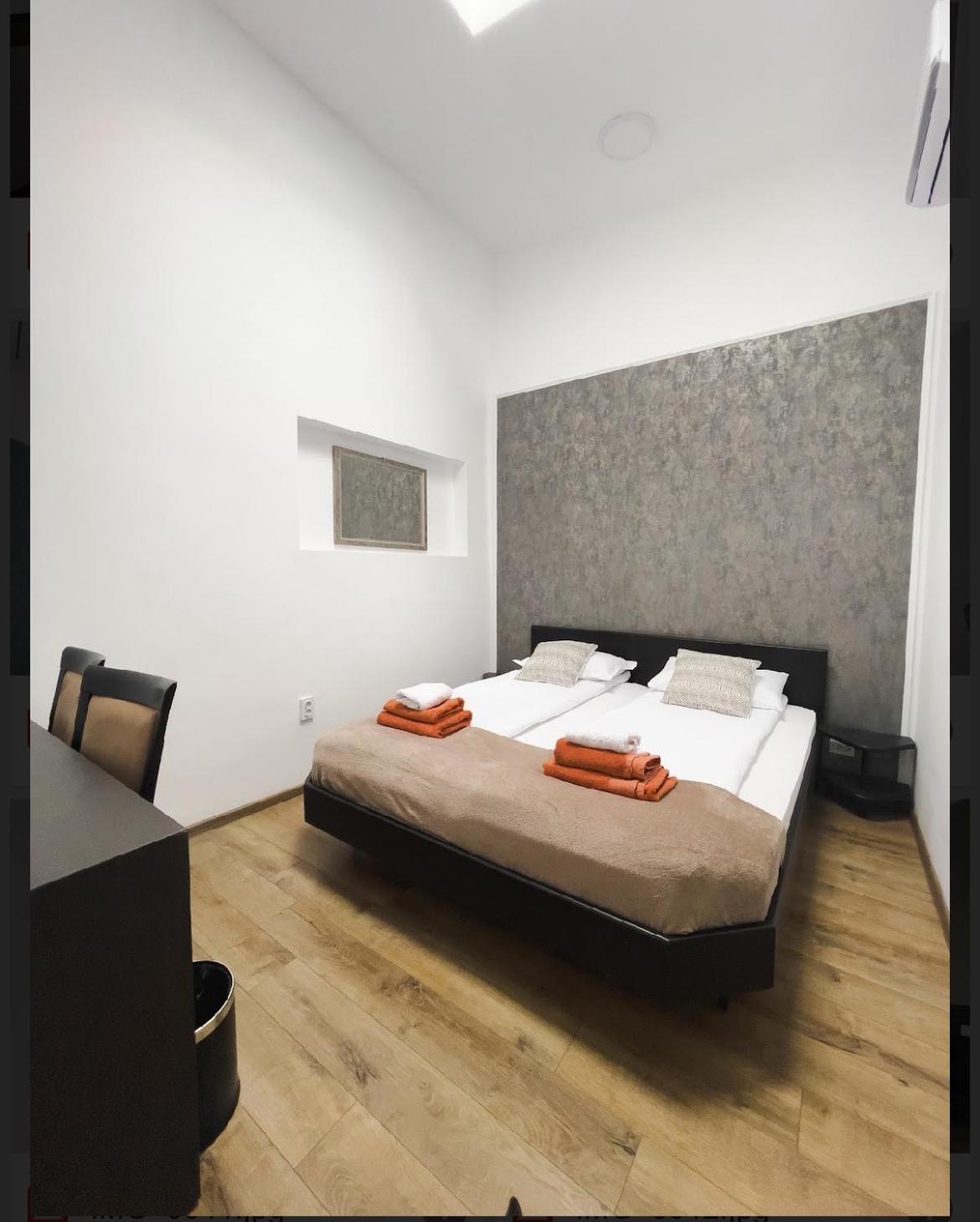 Myda Hotel Apahida Bagian luar foto