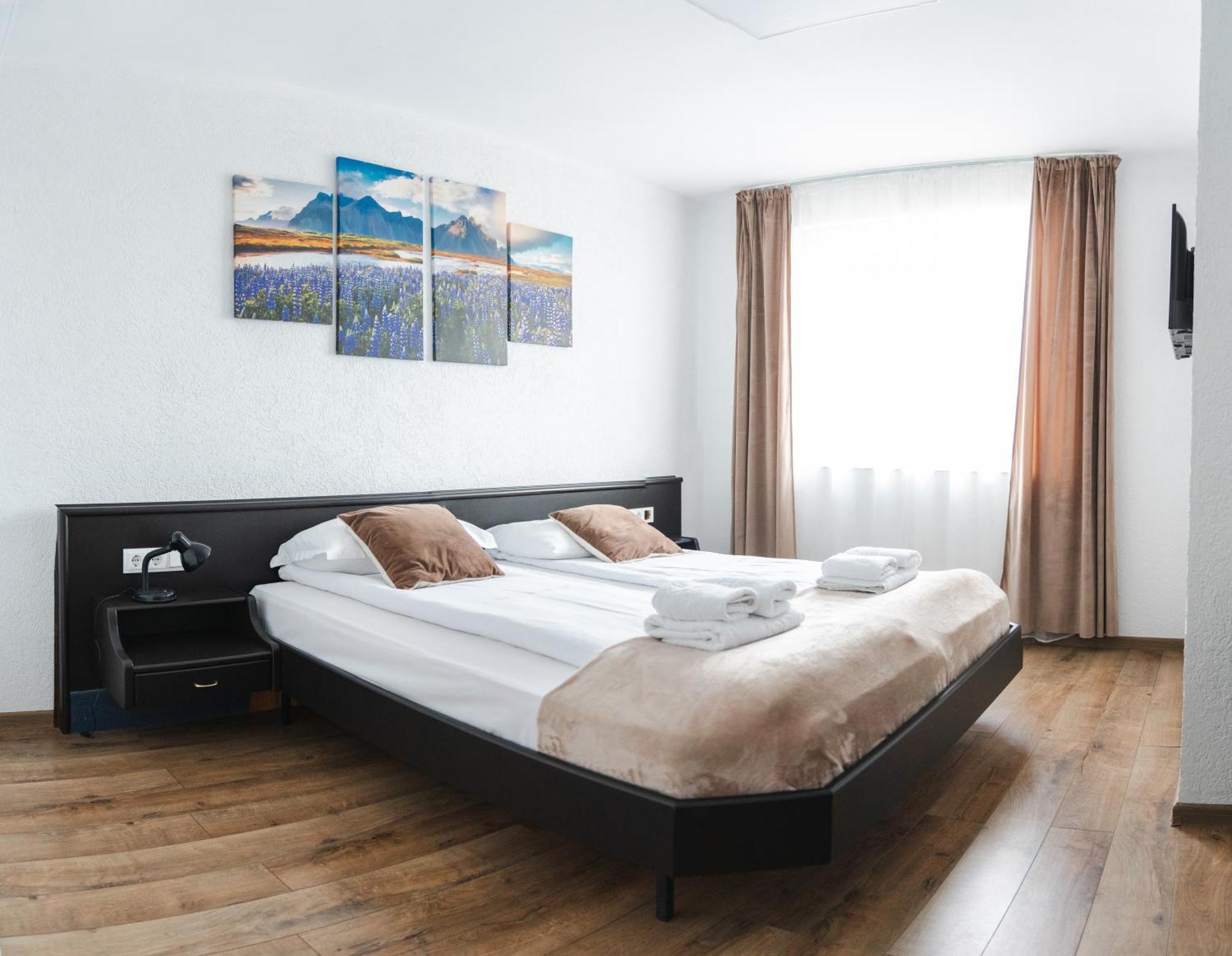 Myda Hotel Apahida Bagian luar foto